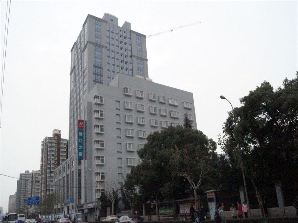 Jingjiang Inn Shanghai Minsheng Road מראה חיצוני תמונה