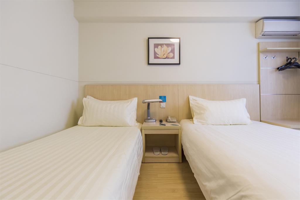 Jingjiang Inn Shanghai Minsheng Road מראה חיצוני תמונה